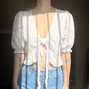 American eagle white top